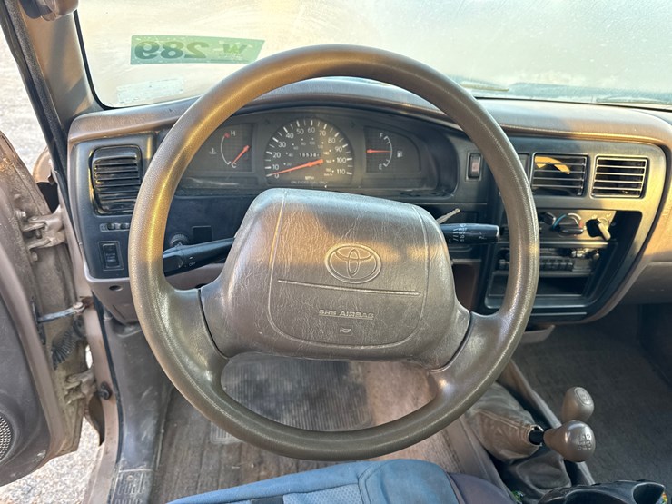1998-toyota-tacoma-image-23