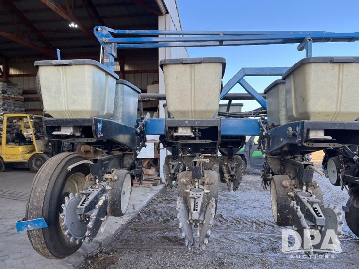kinze-2600-image-19