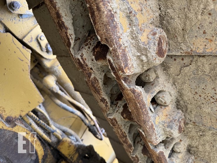 caterpillar-d5m-lgp-ii-image-32