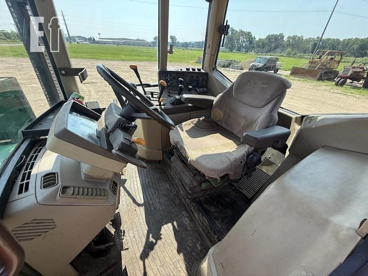 1999-john-deere-6410-image-13