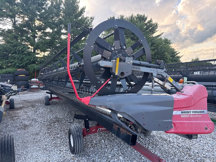 massey-ferguson-9250-image-1