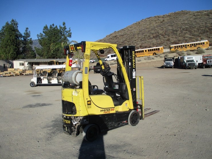 2017-hyster-s30ft-image-4