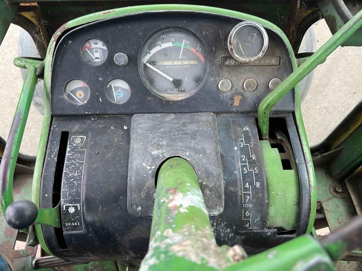 1970-john-deere-4520-image-17