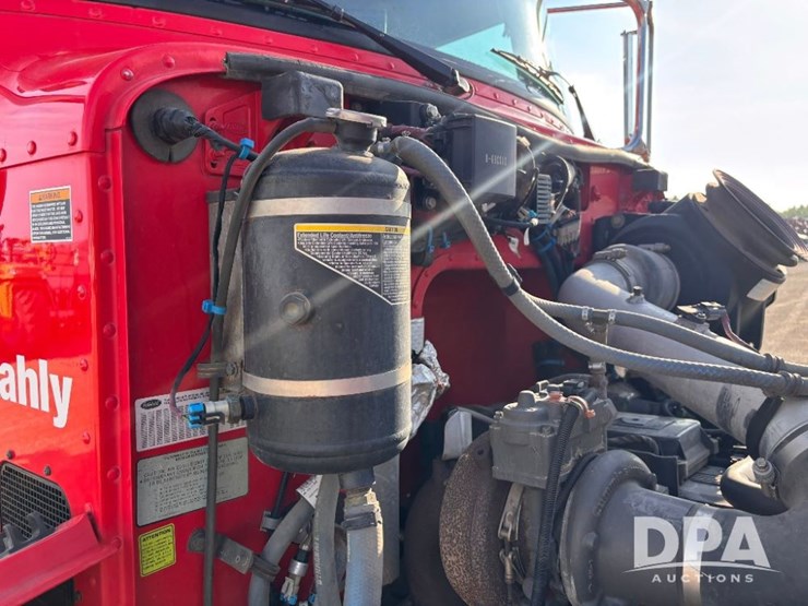 2018-stahly-peterbilt-image-73