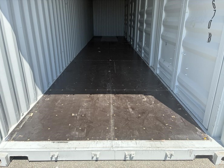 40'-shipping-container-image-6