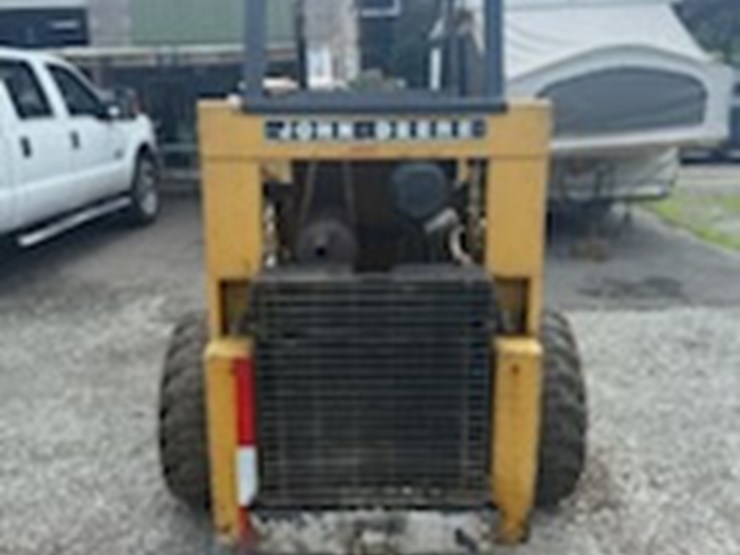 john-deere-24-image-3