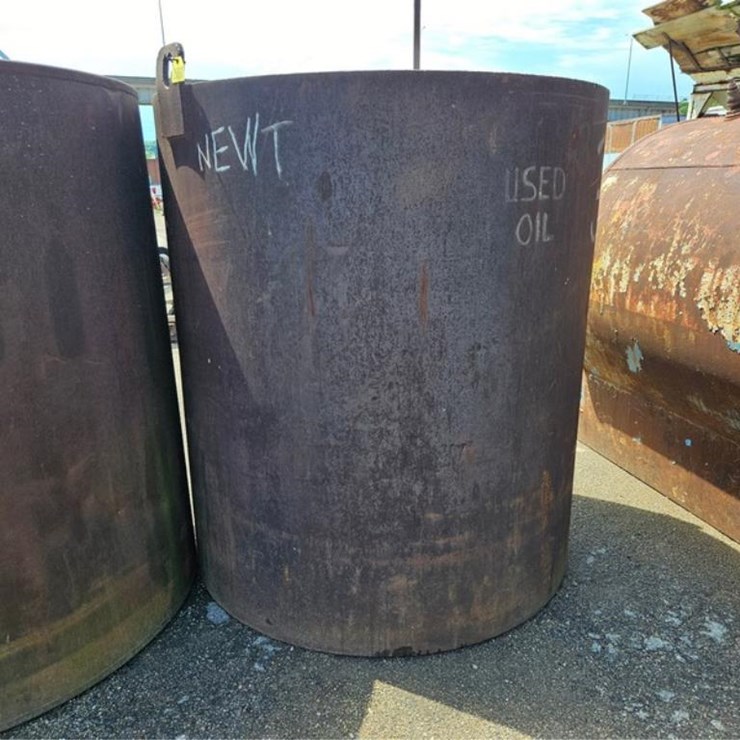 #2567 • Waster Oil Tank