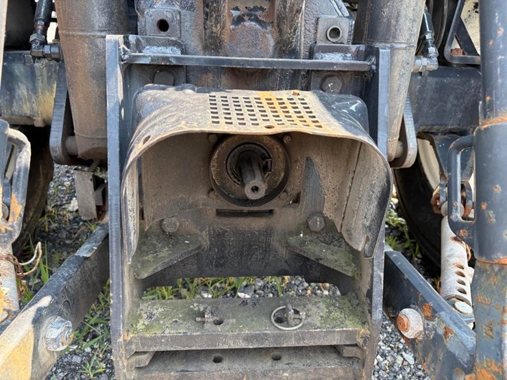 new-holland-t6020-image-9