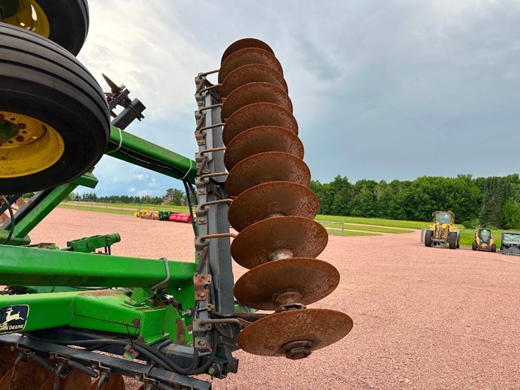 john-deere-630-image-16