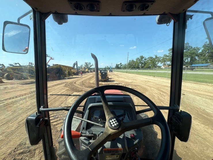kubota-m6800-image-17
