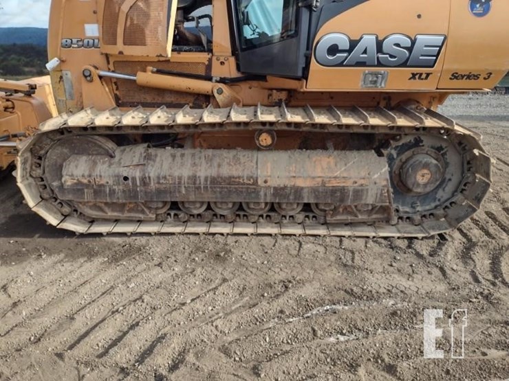 2012-case-850l-xlt-image-19