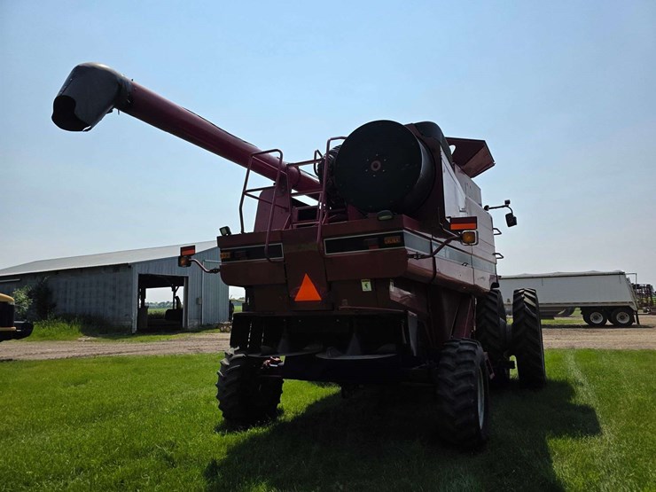 2002-case-ih-2388-image-14