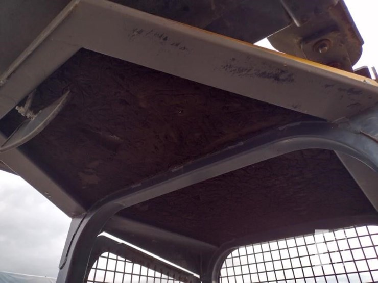 2006-deere-450j-lt-image-13
