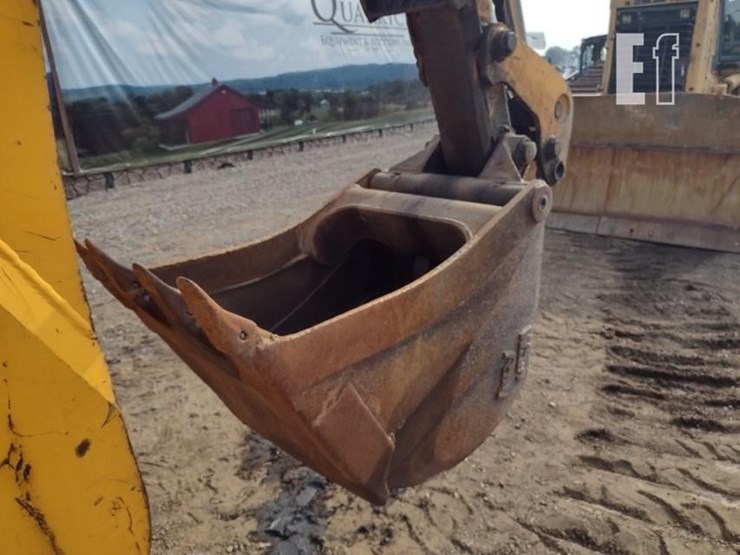 2006-jcb-215-image-28