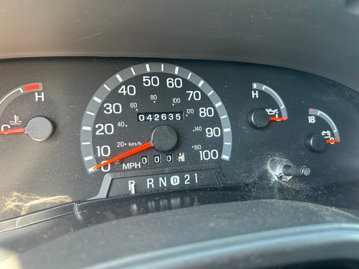 2003-ford-e150-image-9