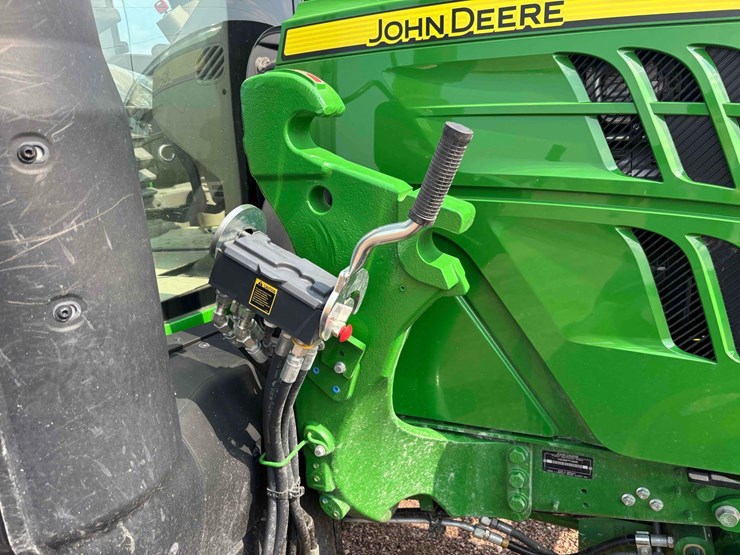 2023-john-deere-6130m-image-23