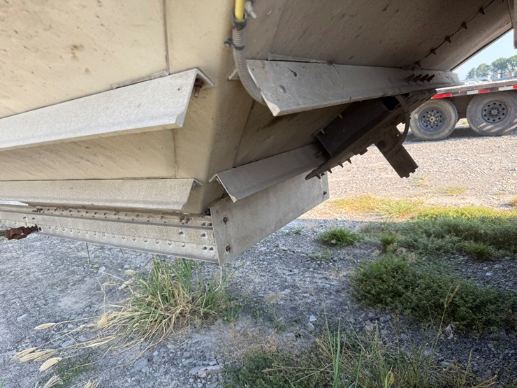 wilson-hopper-bottom-image-19