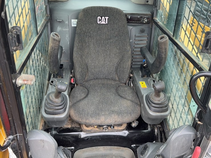 caterpillar-299d2-xhp-image-13