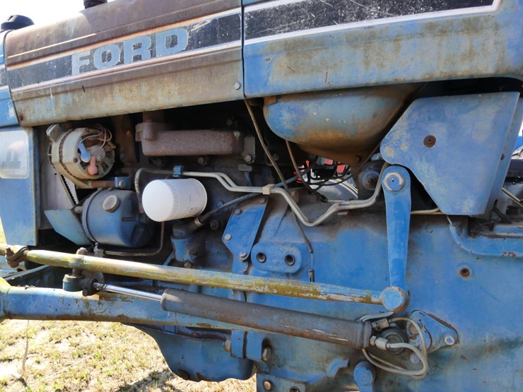 ford-2810-image-6