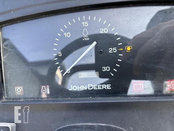 john-deere-3032e-image-9