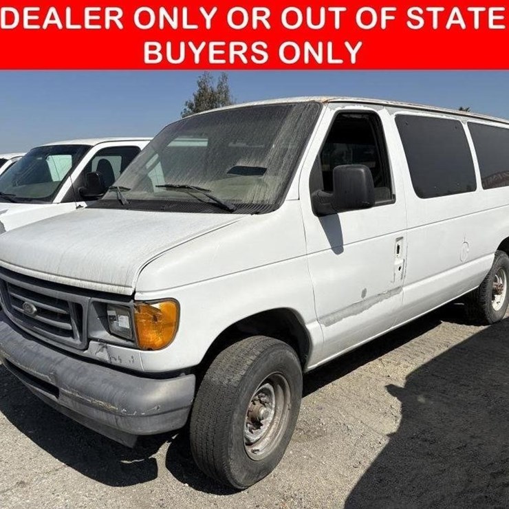 2006 FORD E350