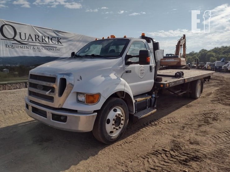 2013-ford-f650-xlt-image-32