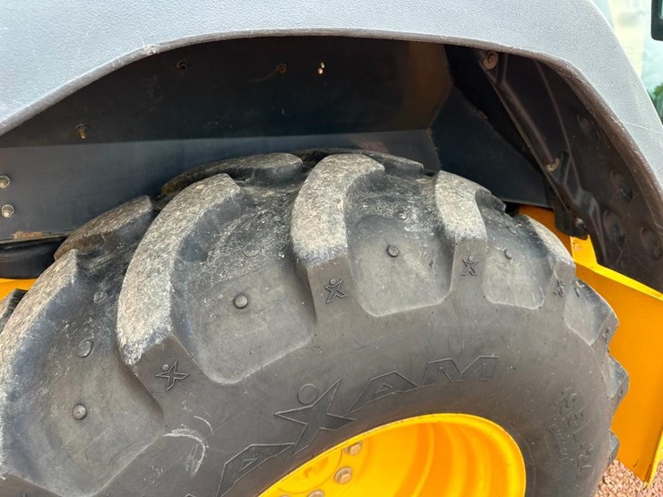 2006-deere-310sg-image-9