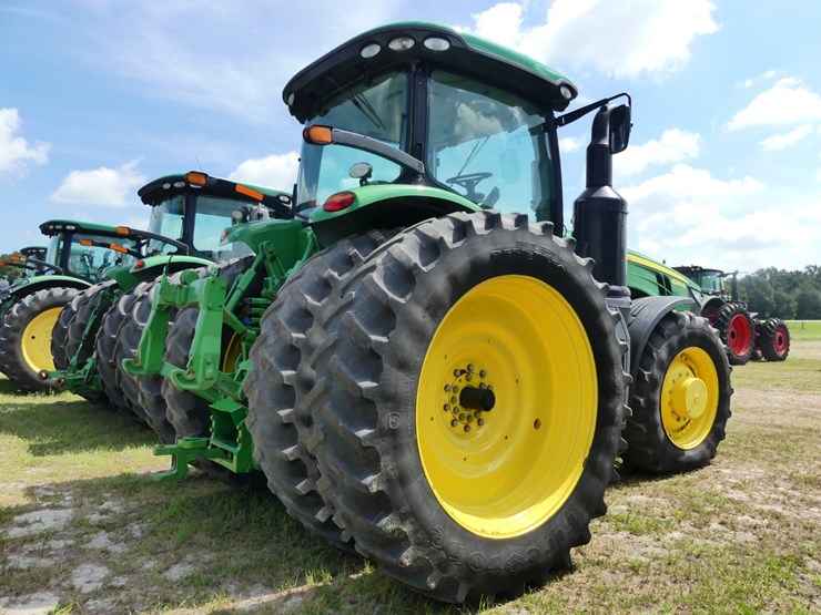 2015-john-deere-8295r-image-4