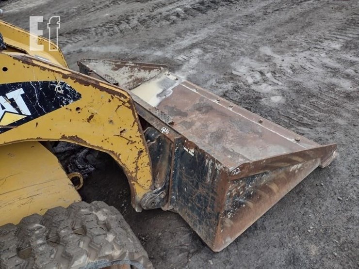 2012-caterpillar-259b3-image-17