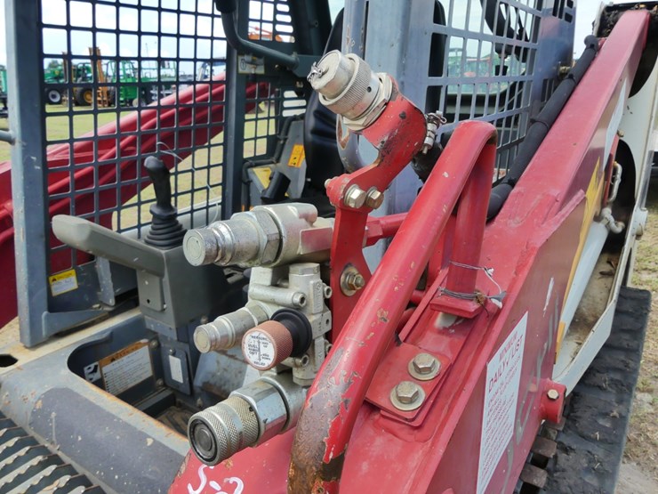 takeuchi-tl8-image-10