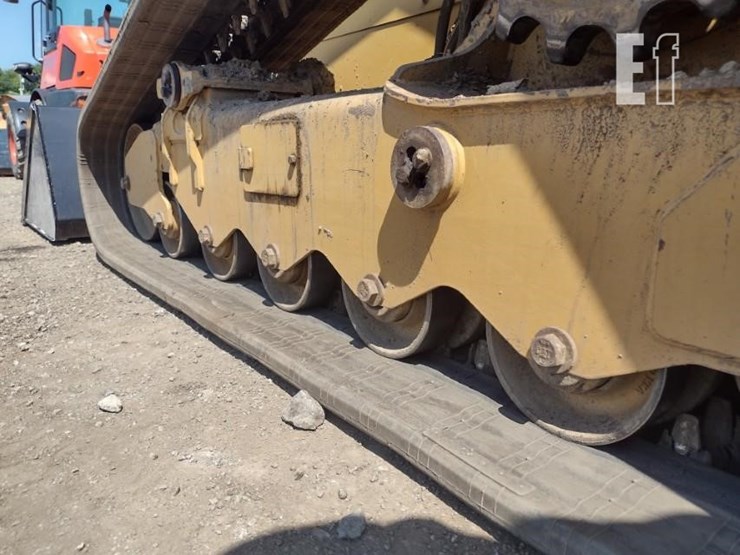 2020-caterpillar-299d3-xe-image-32