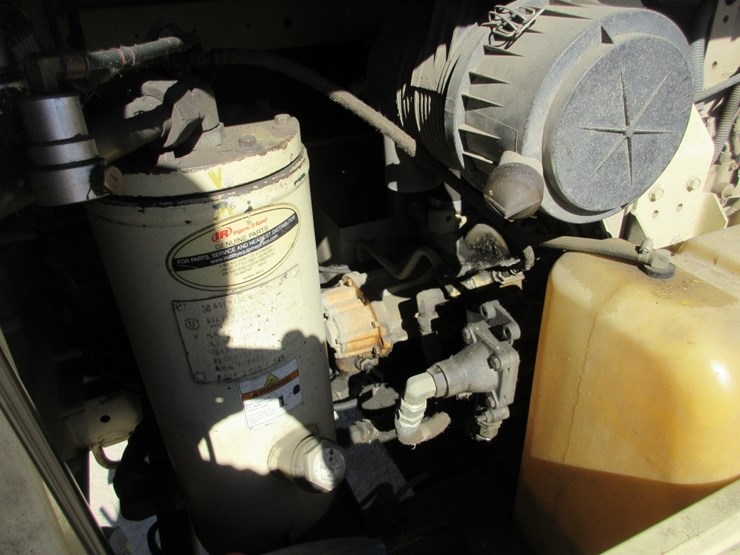 2007-john-deere-2-image-9