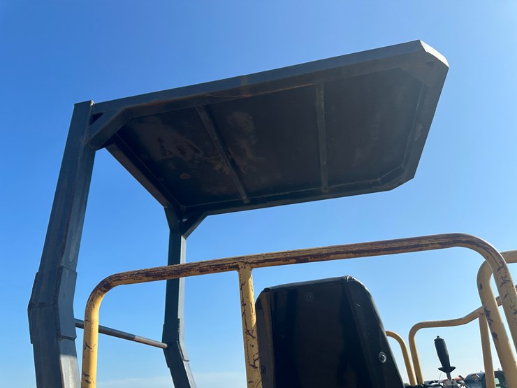 caterpillar-cb-434-image-30
