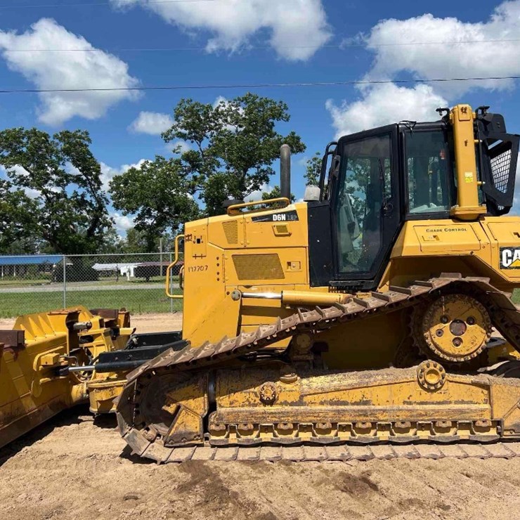 2019 CATERPILLAR D6N LGP