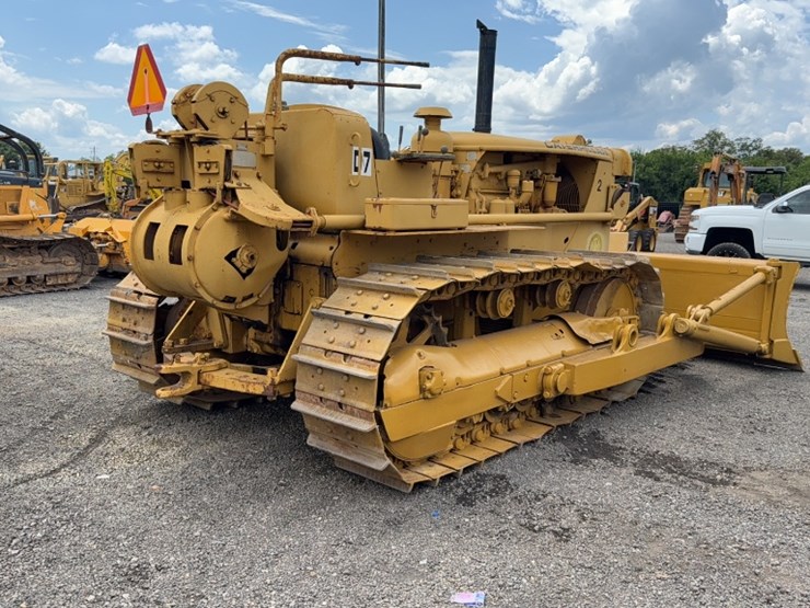caterpillar-d7-image-8