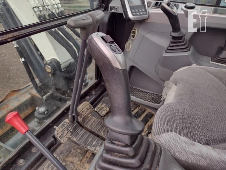 2016-bobcat-e63-image-14