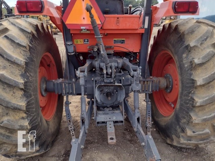 kubota-m9000-image-25