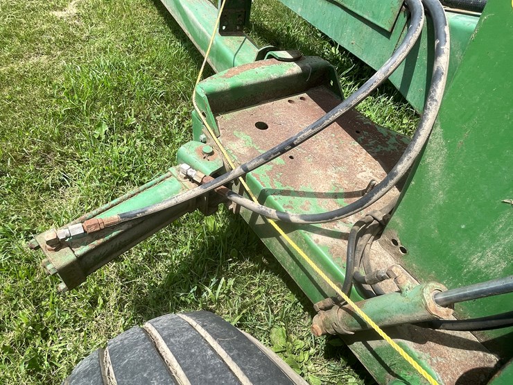 john-deere-3960-image-17
