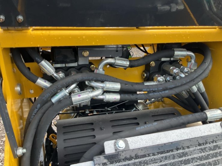 #1006-•-unused-2025-landhero-mini-skid-steer-loader-image-27