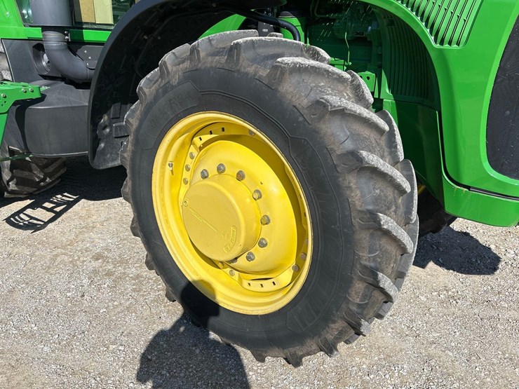 2005-john-deere-8220-image-3