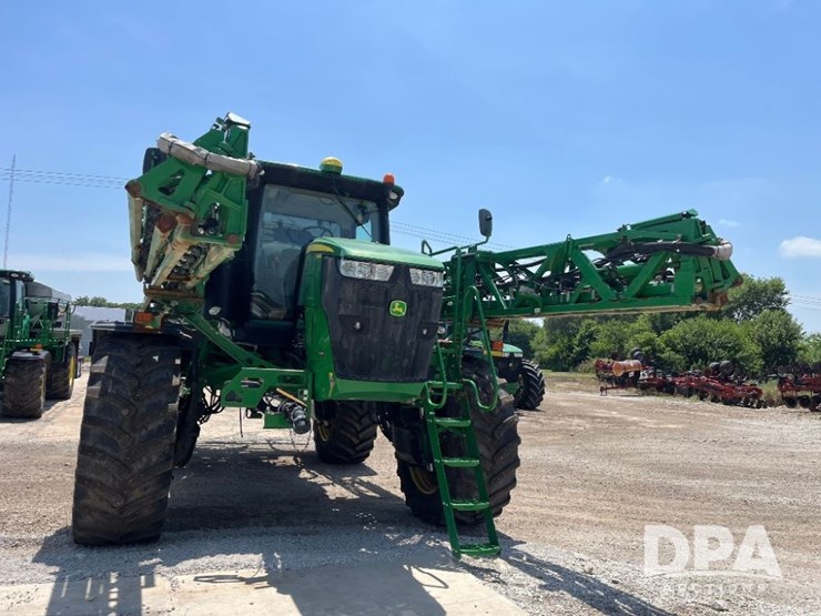 2020-john-deere-r4045-image-5