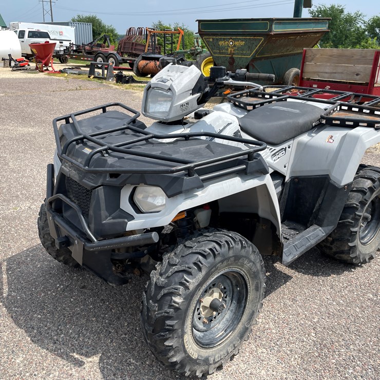 #1064 • 2018 Polaris 570 Utility Edition 4X4