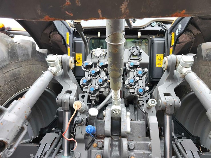 2012-challenger-mt645d-image-14