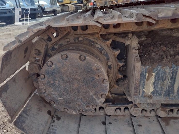 2020-deere-130g-image-20
