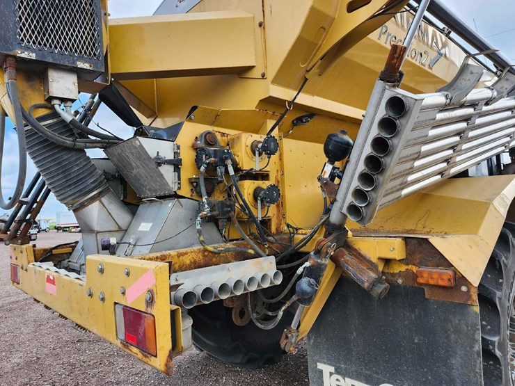 terra-gator-8400-applicator-image-9