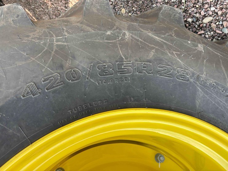 2023-john-deere-6155m-image-42