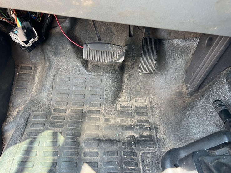2012-ford-f650-image-36