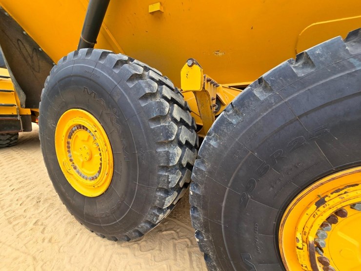 2018-deere-460e-image-58