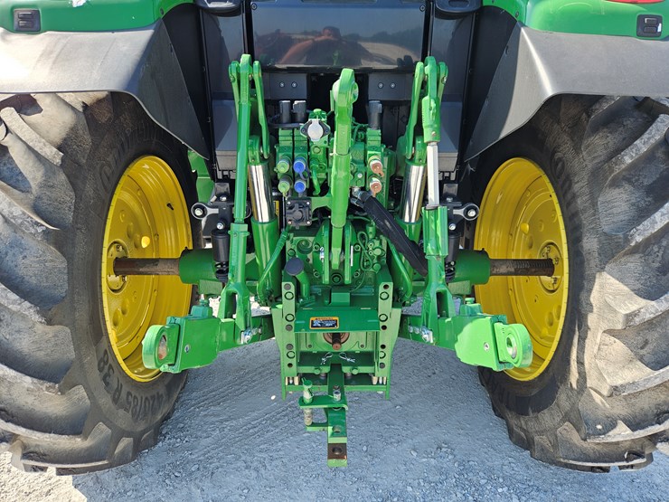 2022-john-deere-6130m-image-17