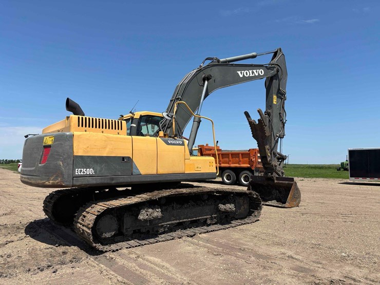 2012-volvo-ec250dl-image-5